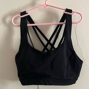 Lululemon sports bra size 4
